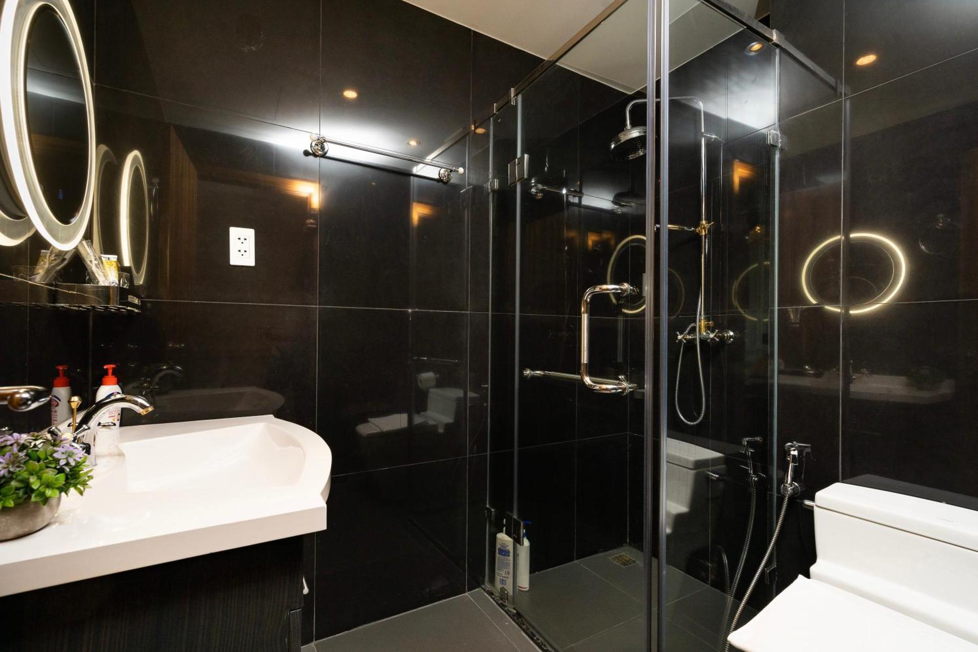 Leman Luxury Apartments 2Br 3Br For Rent In Central Bandar Ho Chi Minh Luaran gambar